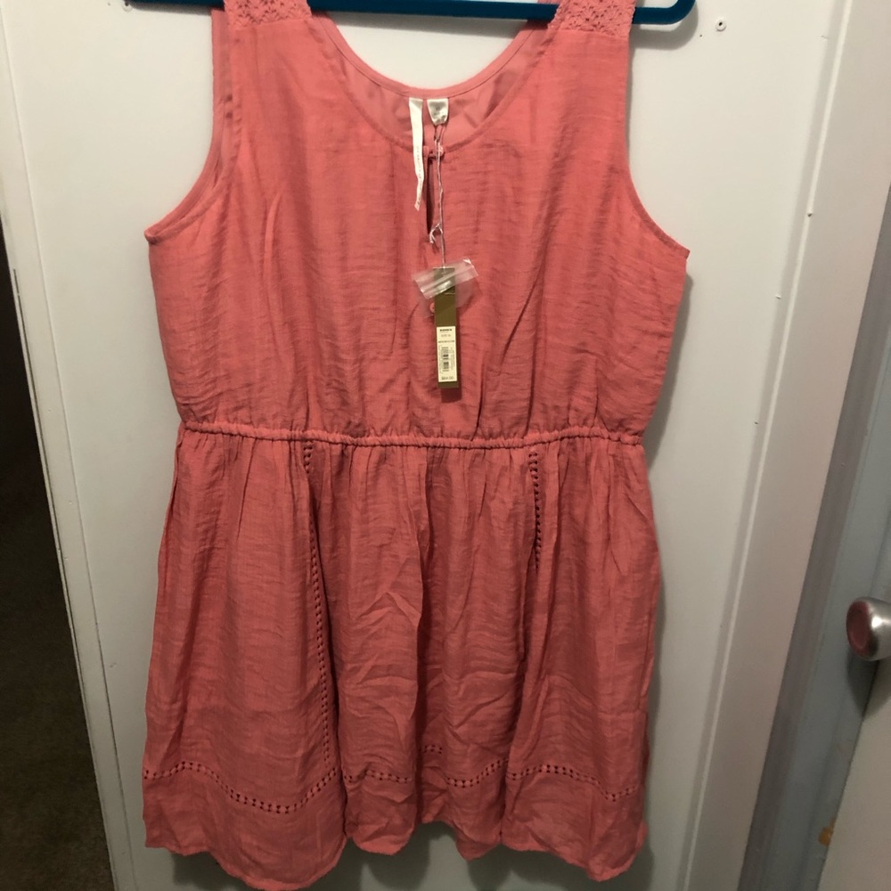 LC Lauren Conrad Coral Crochet Dress, Size XL